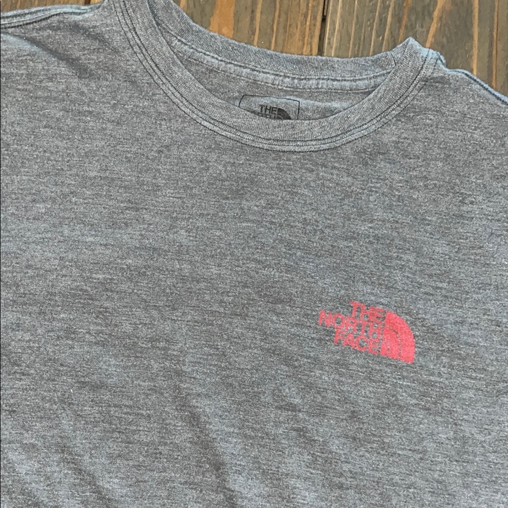 New York City The North Face Gray Men's Shirt